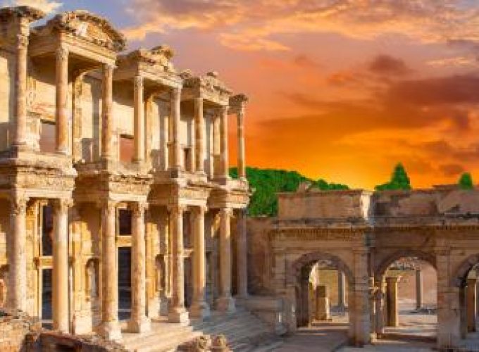 Discover the world with a guide