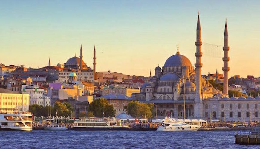 Discover the world with a guide