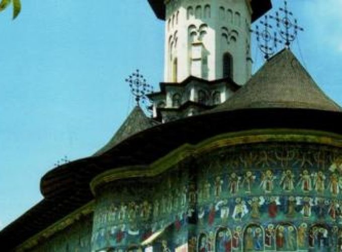 Discover the world with a guide