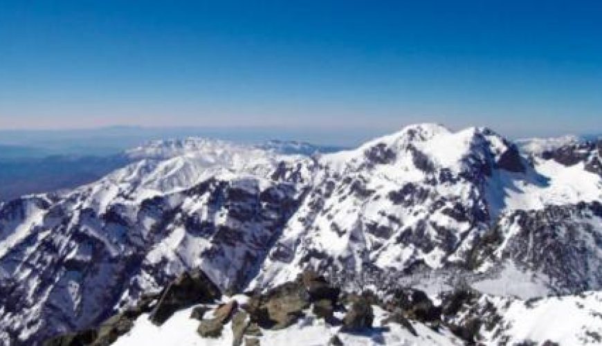 Discover the world with a guide