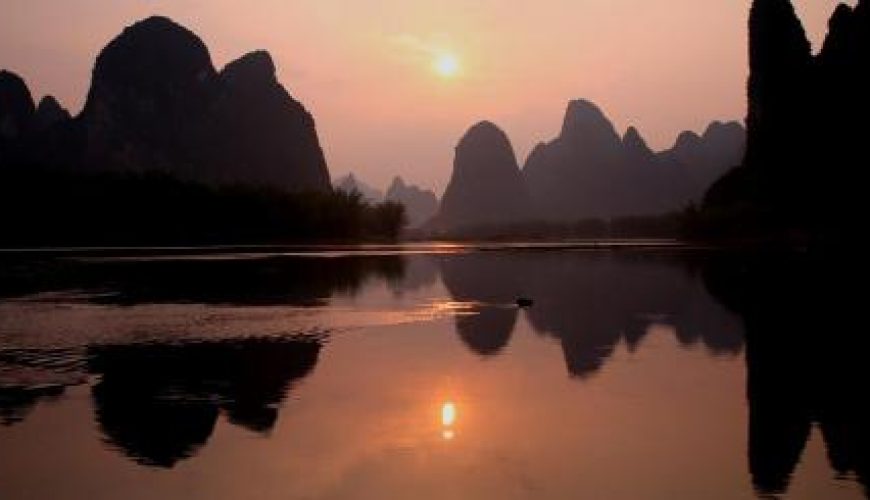Discover the world with a guide