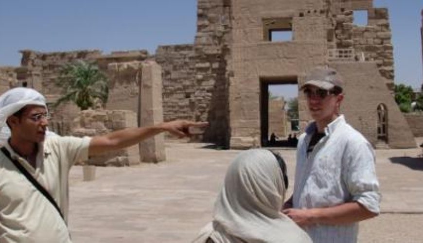 Discover the world with a guide