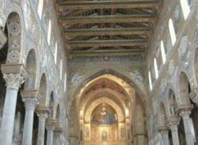 Discover the world with a guide